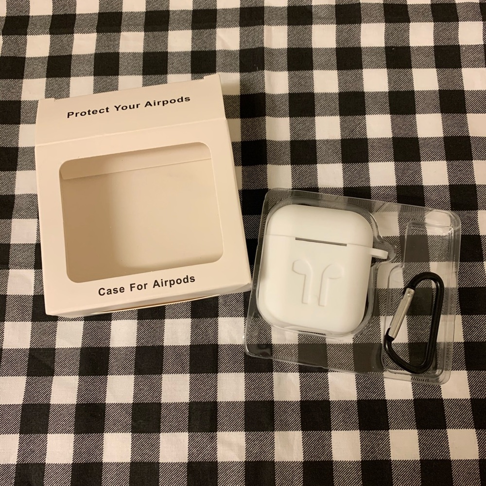 AirPod Silicone Case Protector - Picture 2 of 2